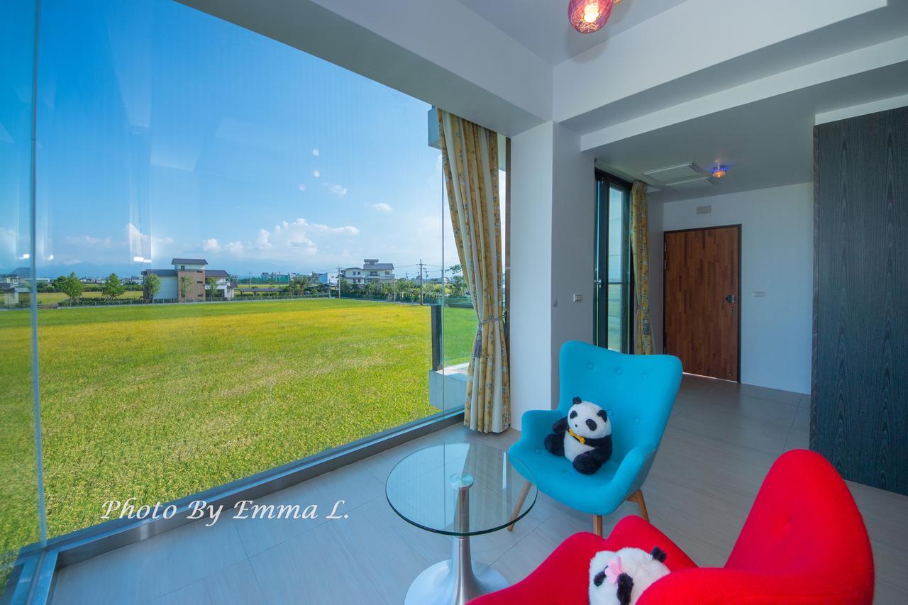 Colorful Fish Cottage Zhuangwei Rom bilde